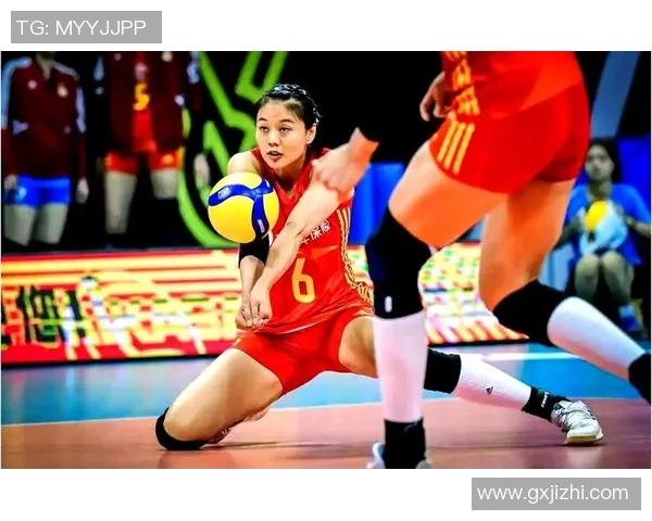 中国女排迎战荷兰女排全力争胜展现团队精神与竞技风采